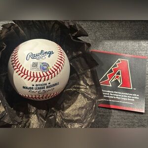 Eduardo Escobar (Diamondbacks) Autographed Rawlings Official MLB Baseball